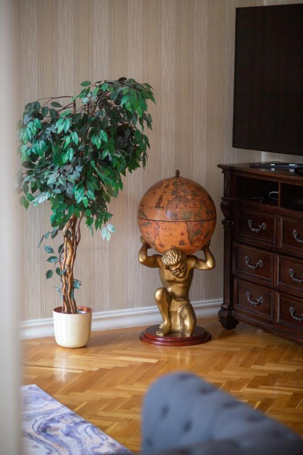 Luxury Central Home Next To The New York Cafe Budapest Bagian luar foto